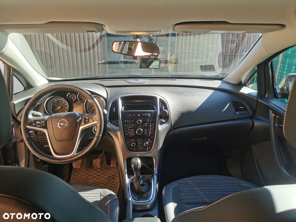 Opel Astra - 3
