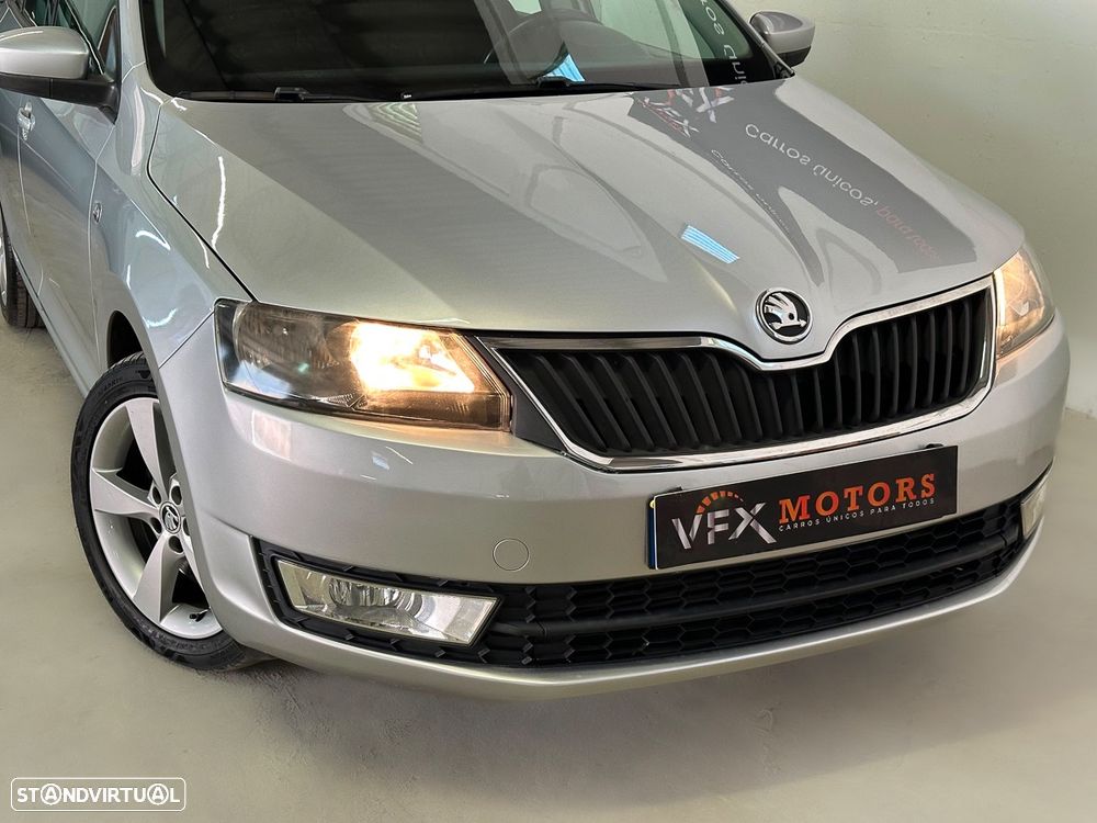 Skoda Rapid Spaceback 1.6 TDi Elegance - 20