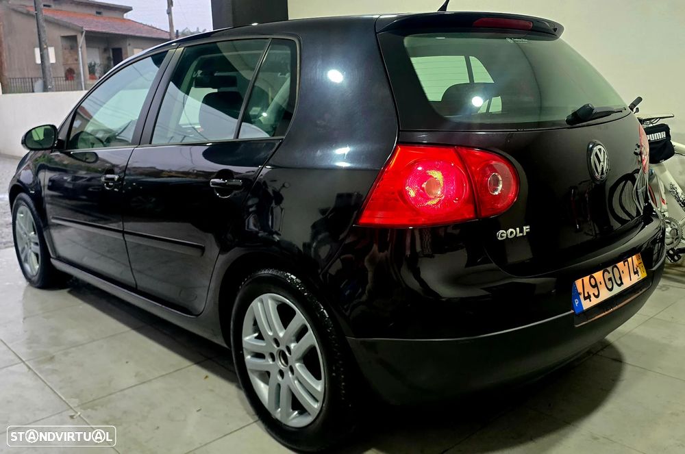 VW Golf 1.9 TDi BlueM. Confortline - 4