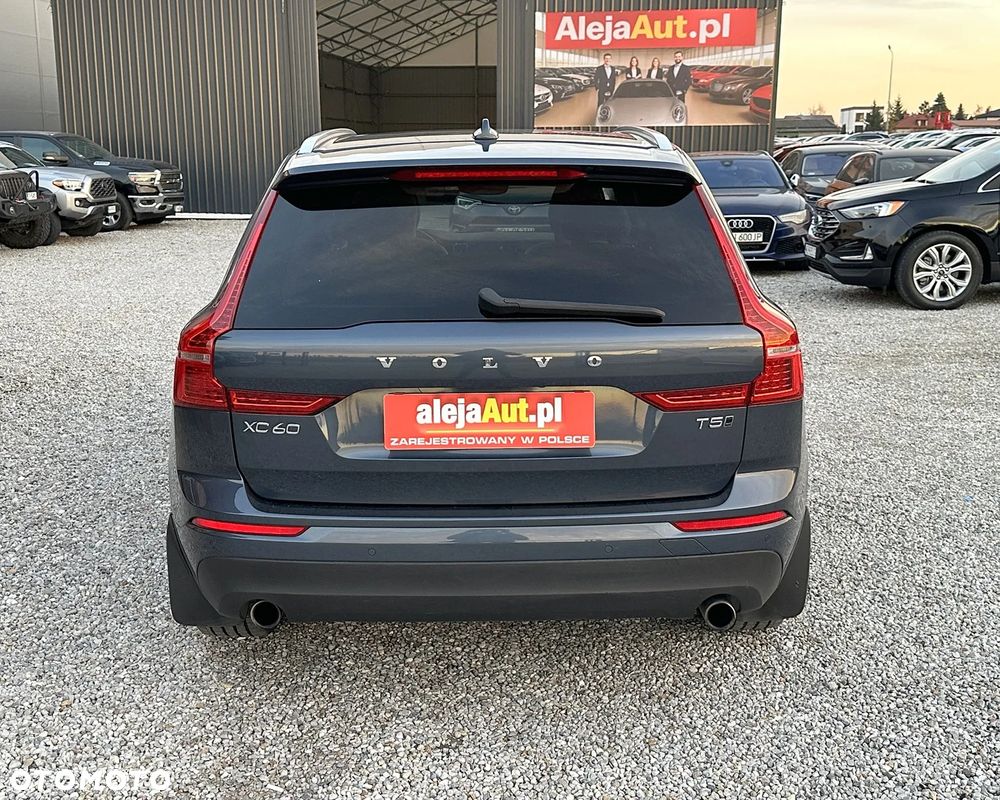Volvo XC 60 B5 B AWD Geartronic Momentum Pro - 12