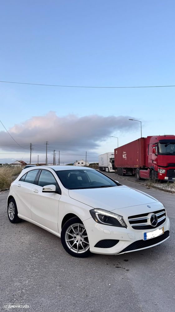 Mercedes-Benz A 180 CDI (BlueEFFICIENCY) - 14