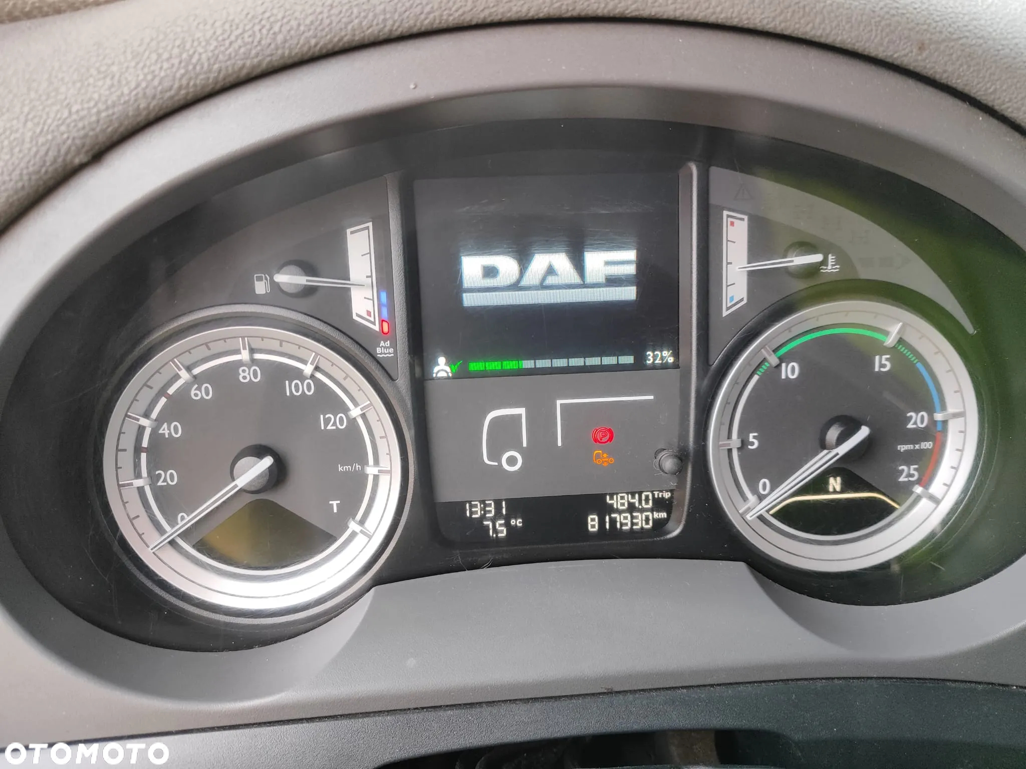 DAF CF 440 - 18