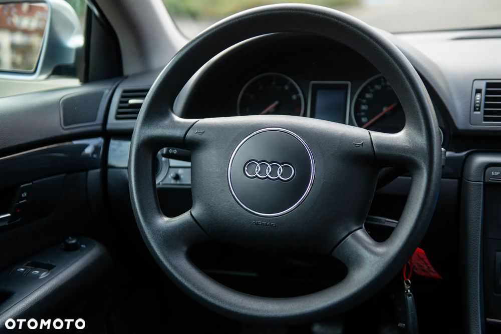 Audi A4 Limousine 1.6 - 27