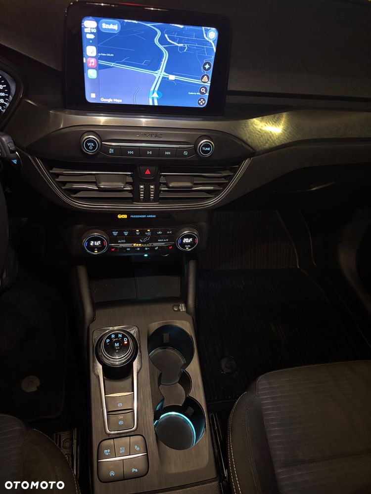 Ford Focus 1.5 EcoBoost Titanium Business - 12