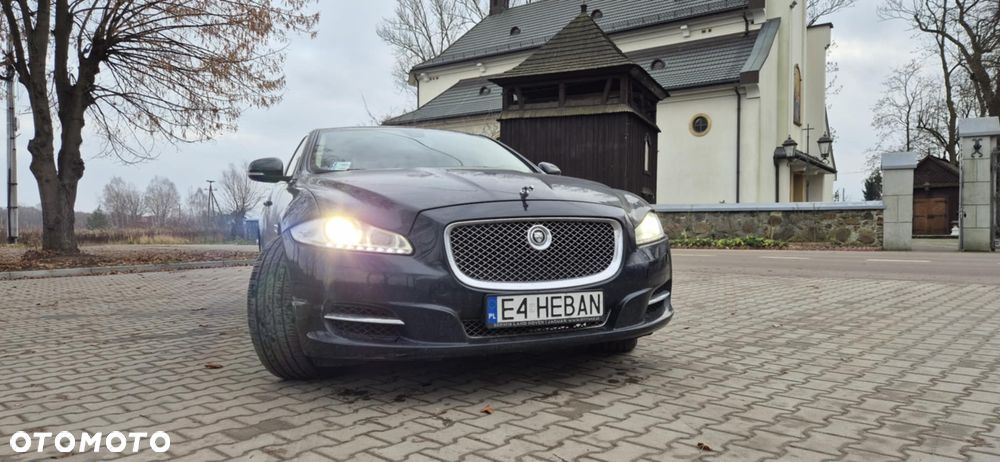 Jaguar XJ 3.0 D V6 Premium Luxury - 8