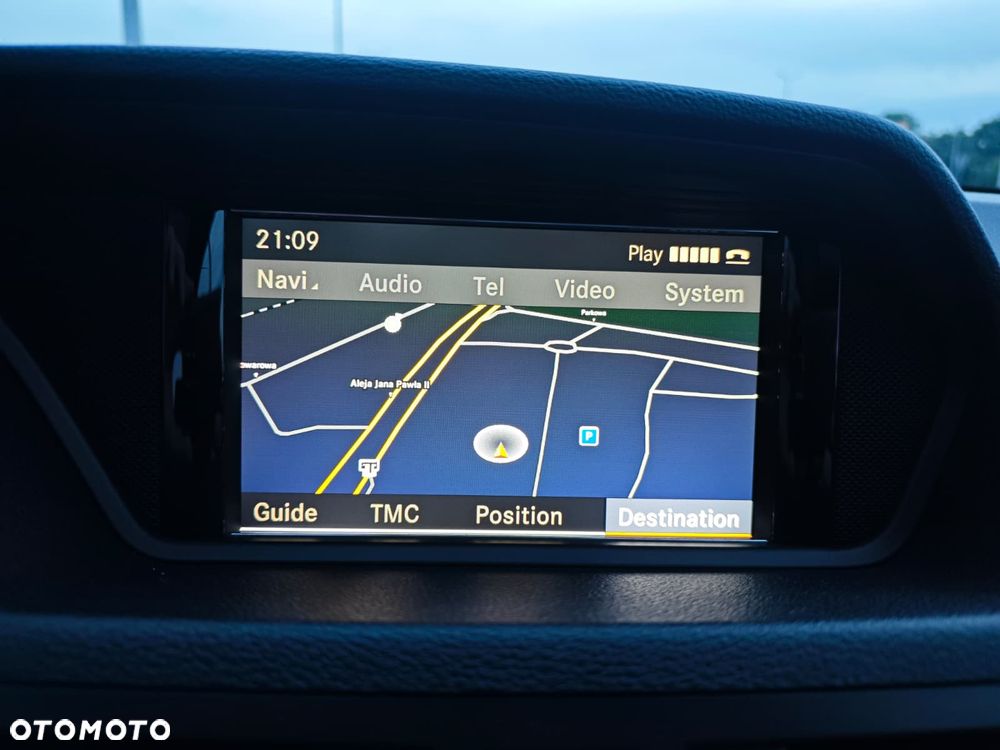 Mercedes-Benz Klasa E 250 CGI BlueEFFICIENCY Automatik Avantgarde - 35