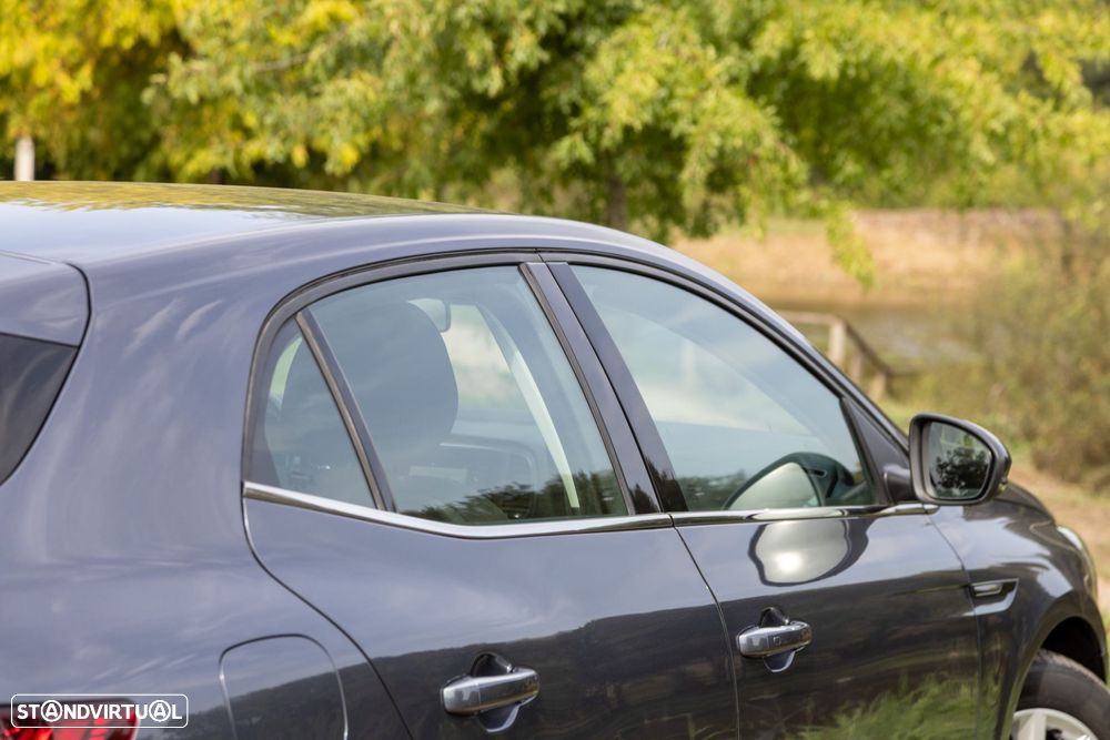 Renault Mégane 1.5 Blue dCi Intens EDC - 35