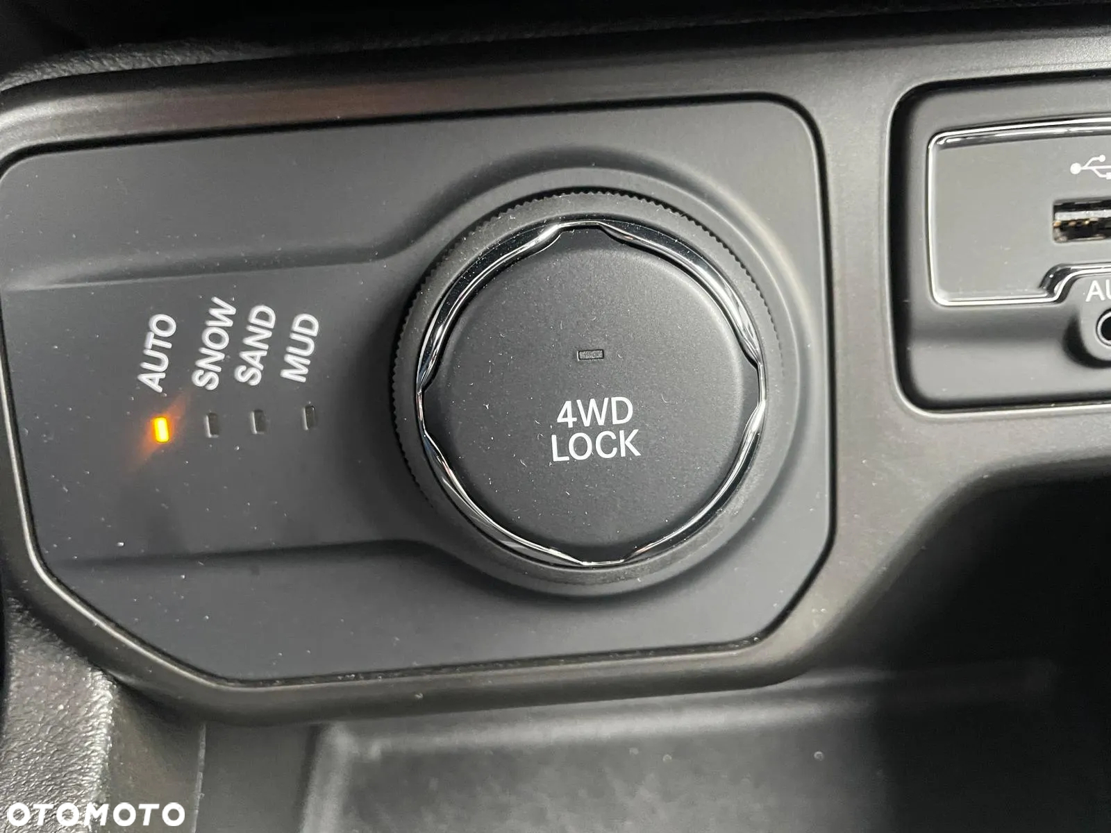 Jeep Renegade 1.3 GSE T4 Turbo Limited 4x4 S&S - 11