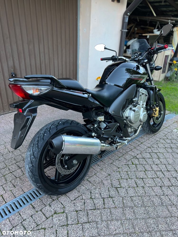 Honda CBF - 4