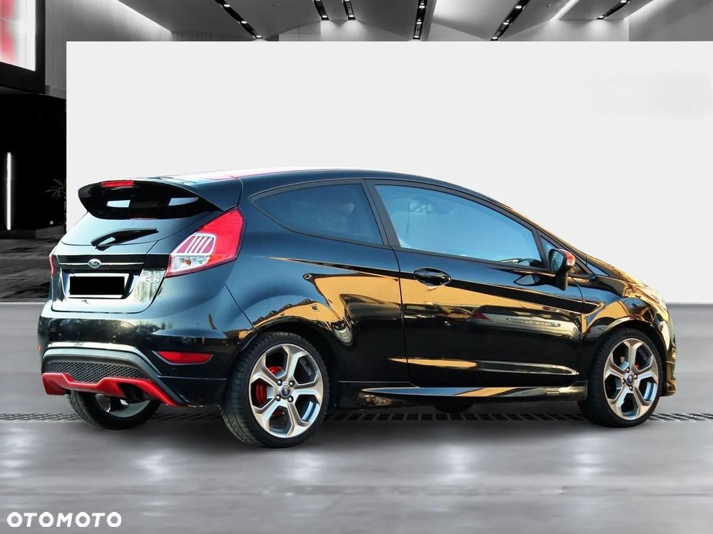 Ford Fiesta 1.0 EcoBoost S&S ST-LINE Red - 3