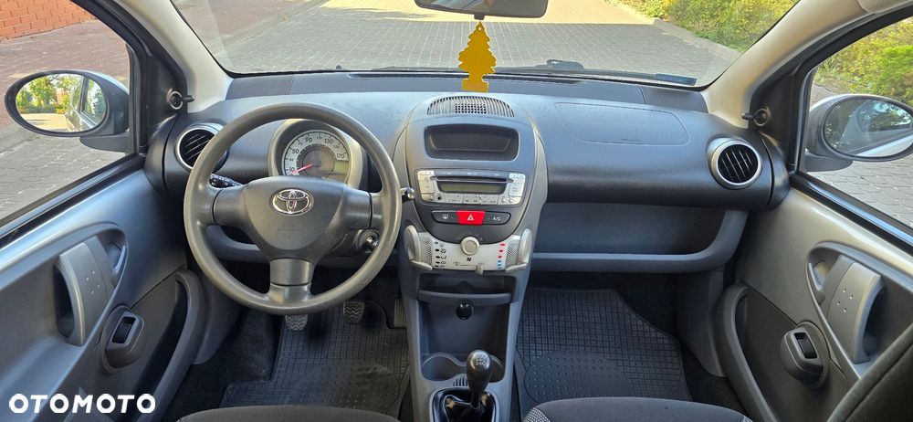 Toyota Aygo Cool - 11