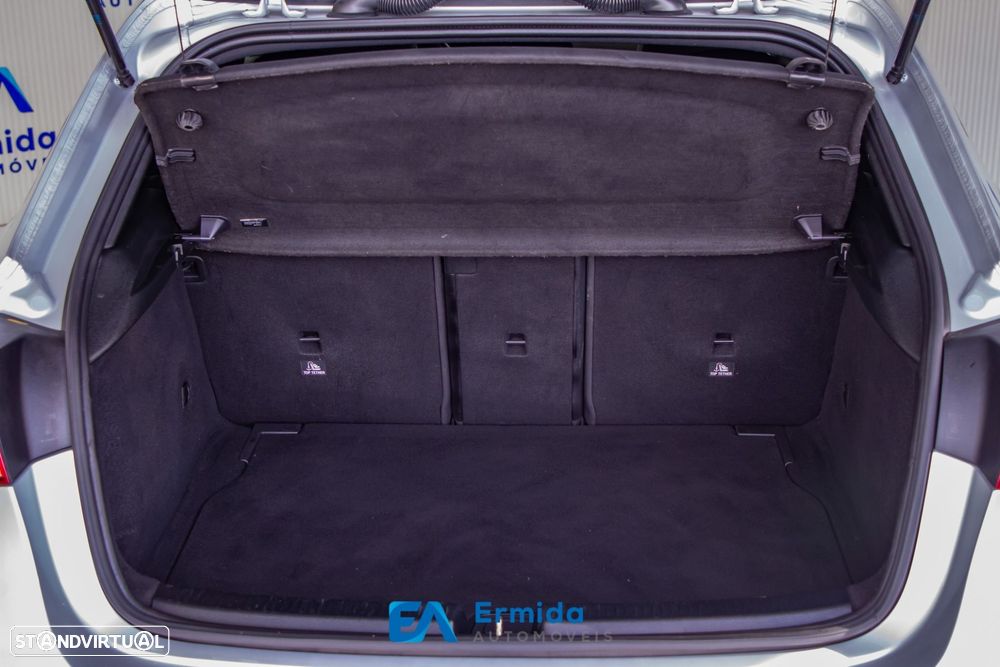 Mercedes-Benz A 180 - 53