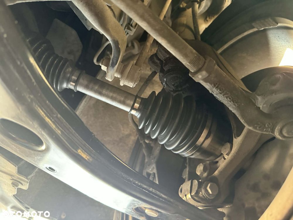 Volvo V40 D2 Geartronic Momentum - 19