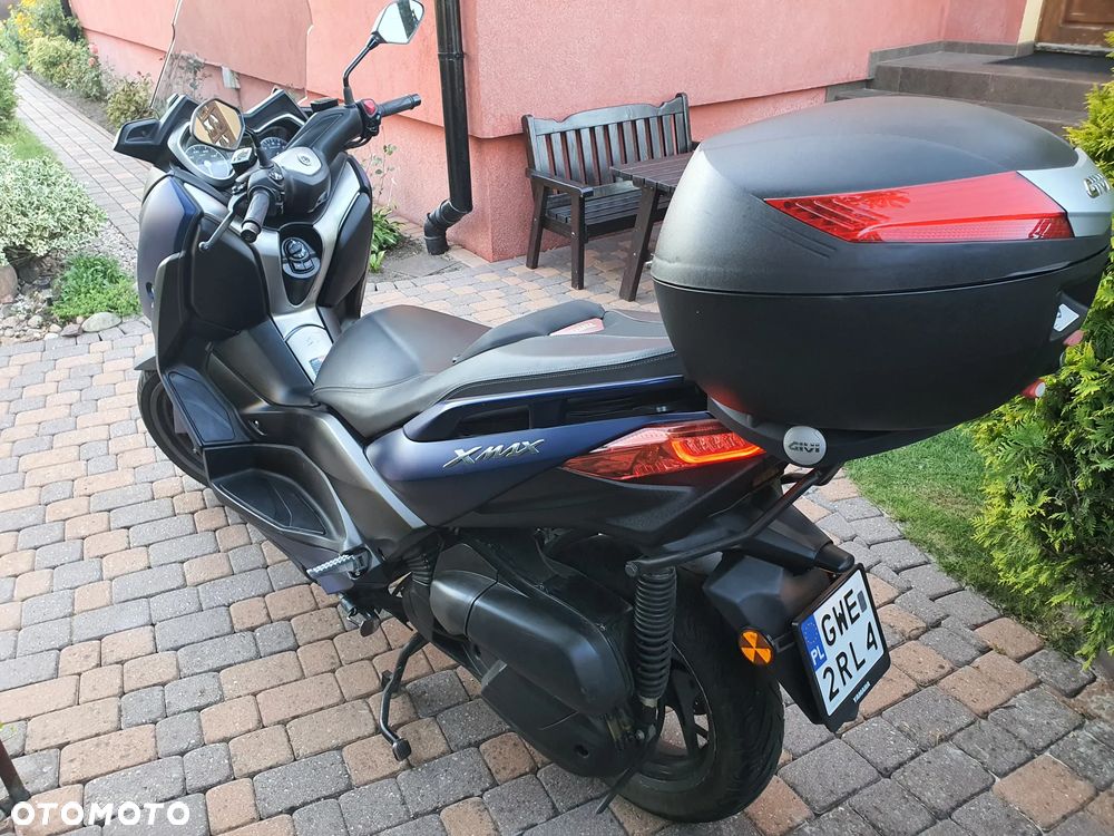 Yamaha X-max - 4