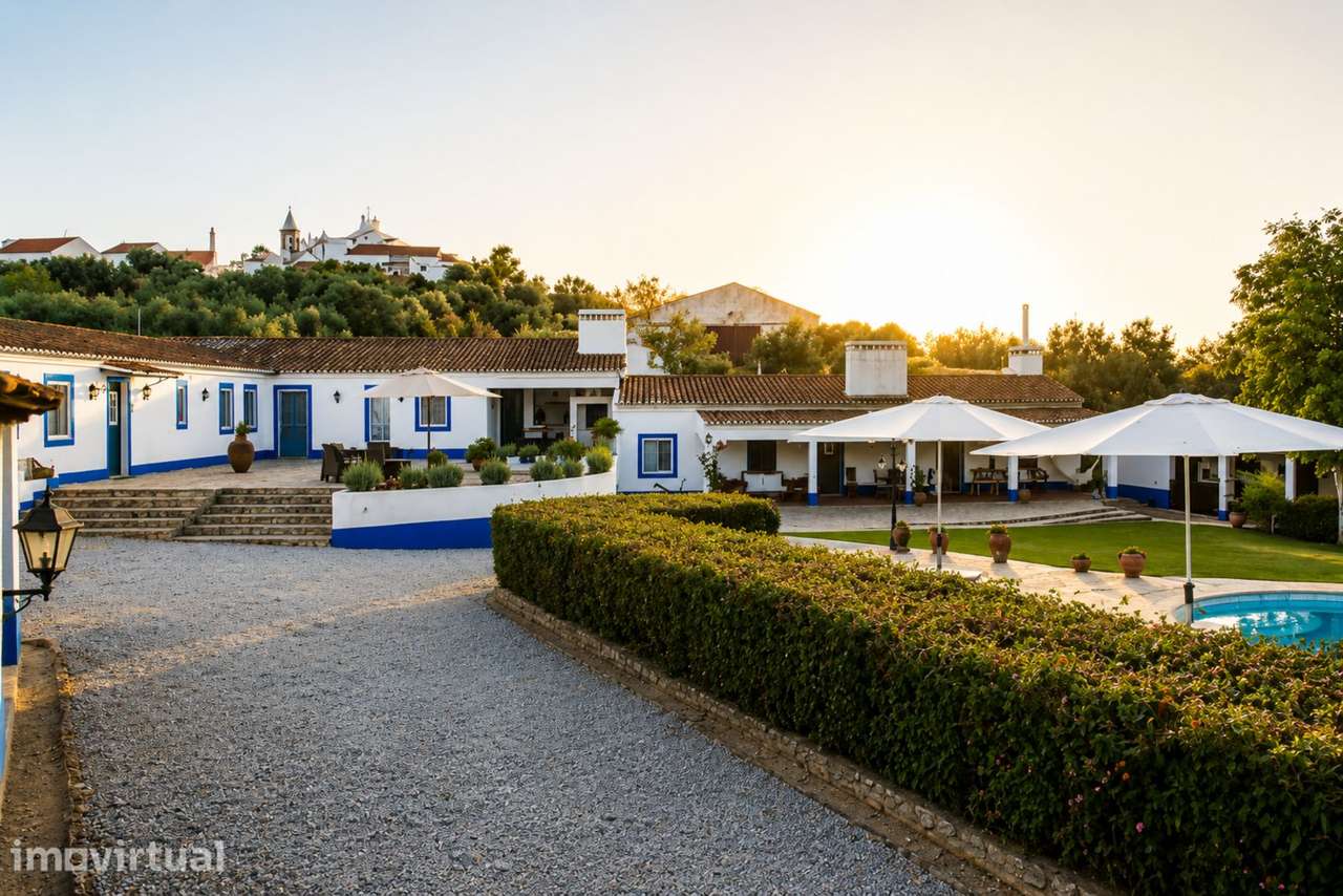 Quinta 13.9 ha, Alcáçovas, Viana do Alentejo