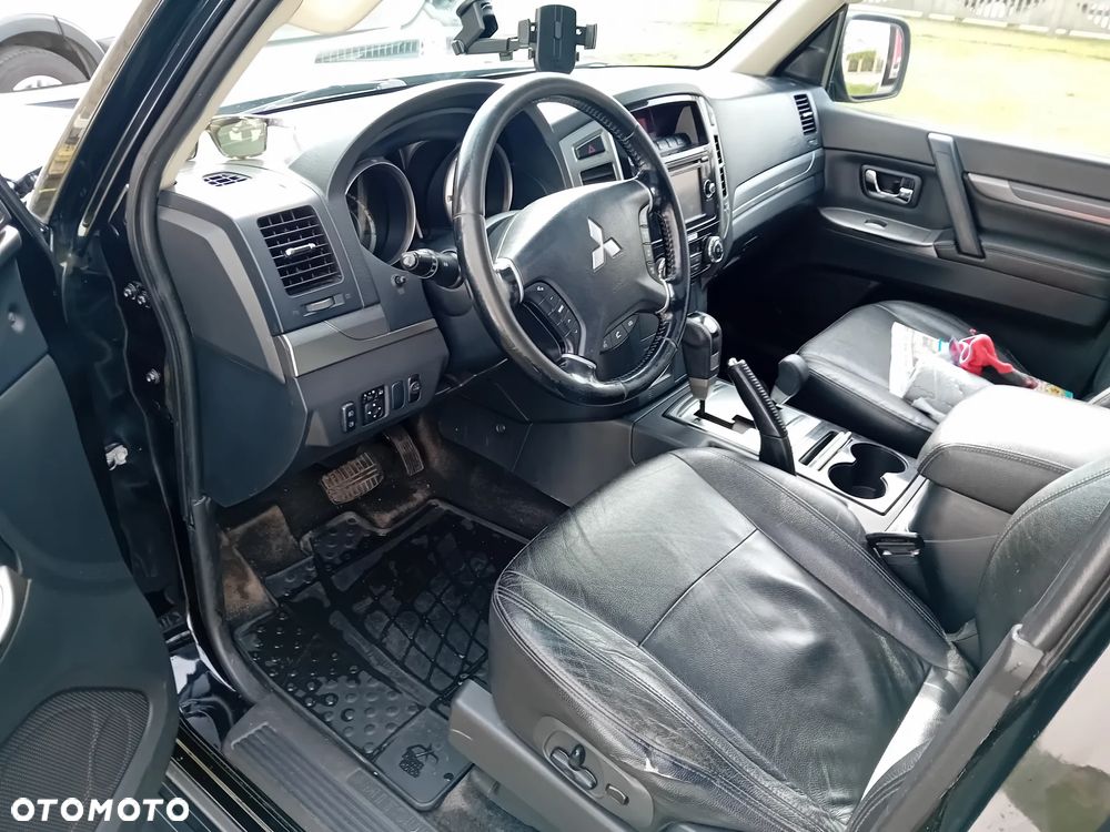 Mitsubishi Pajero 3.2 DID Instyle - 9