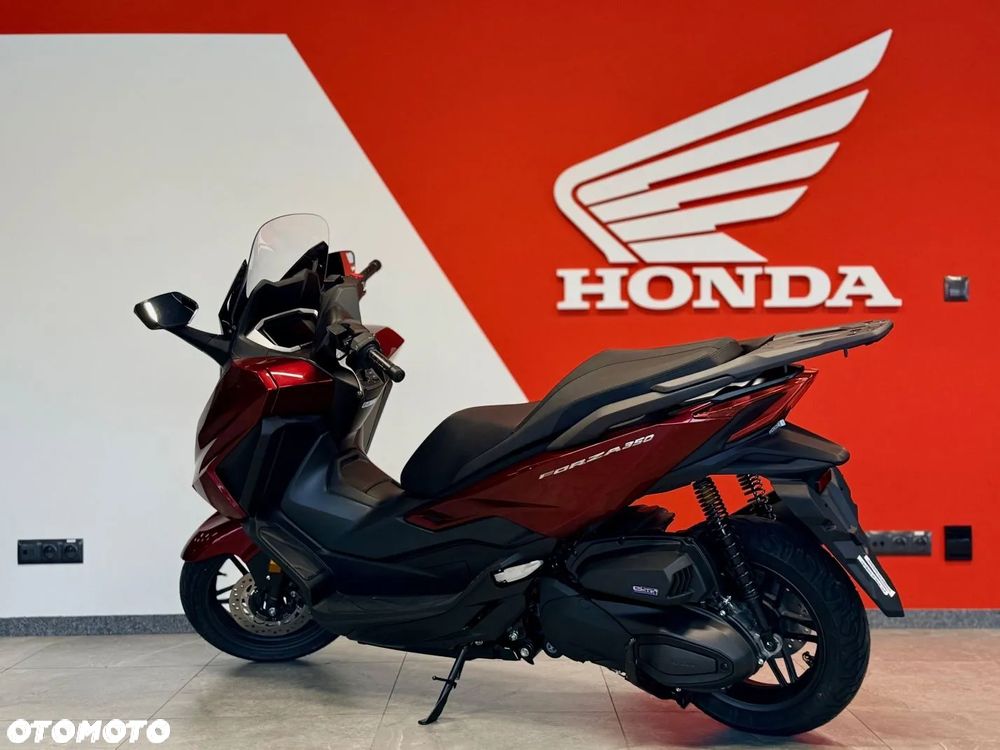 Honda NSS - 8