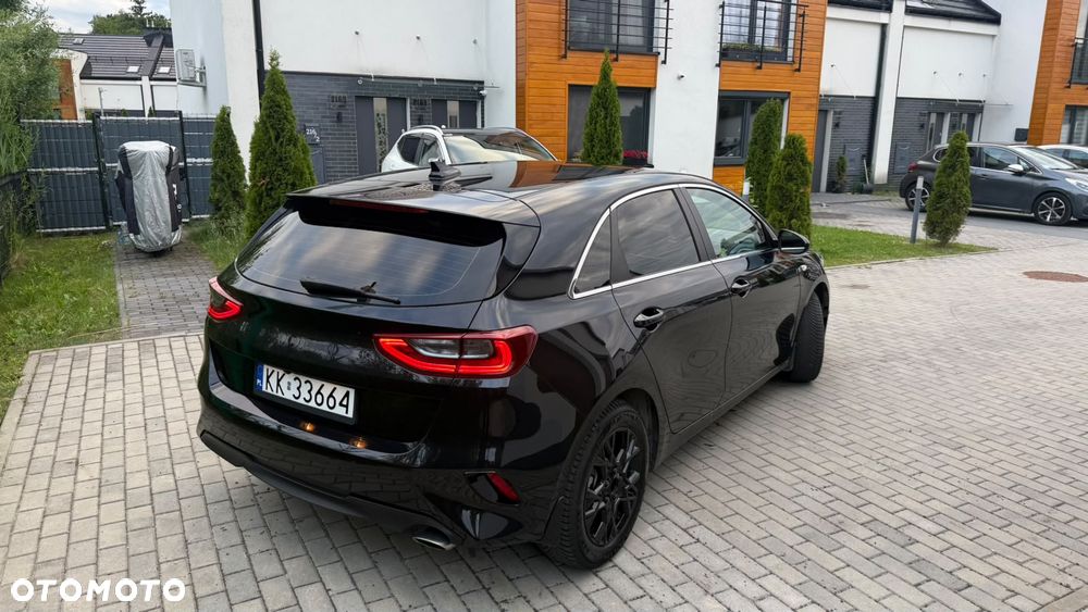 Kia Ceed 1.5 T-GDI M - 3
