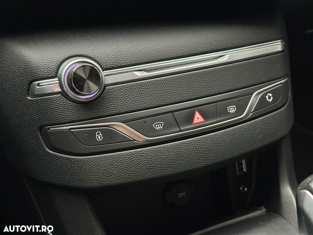 Peugeot 308 PureTech 110 Stop & Start Allure - 11