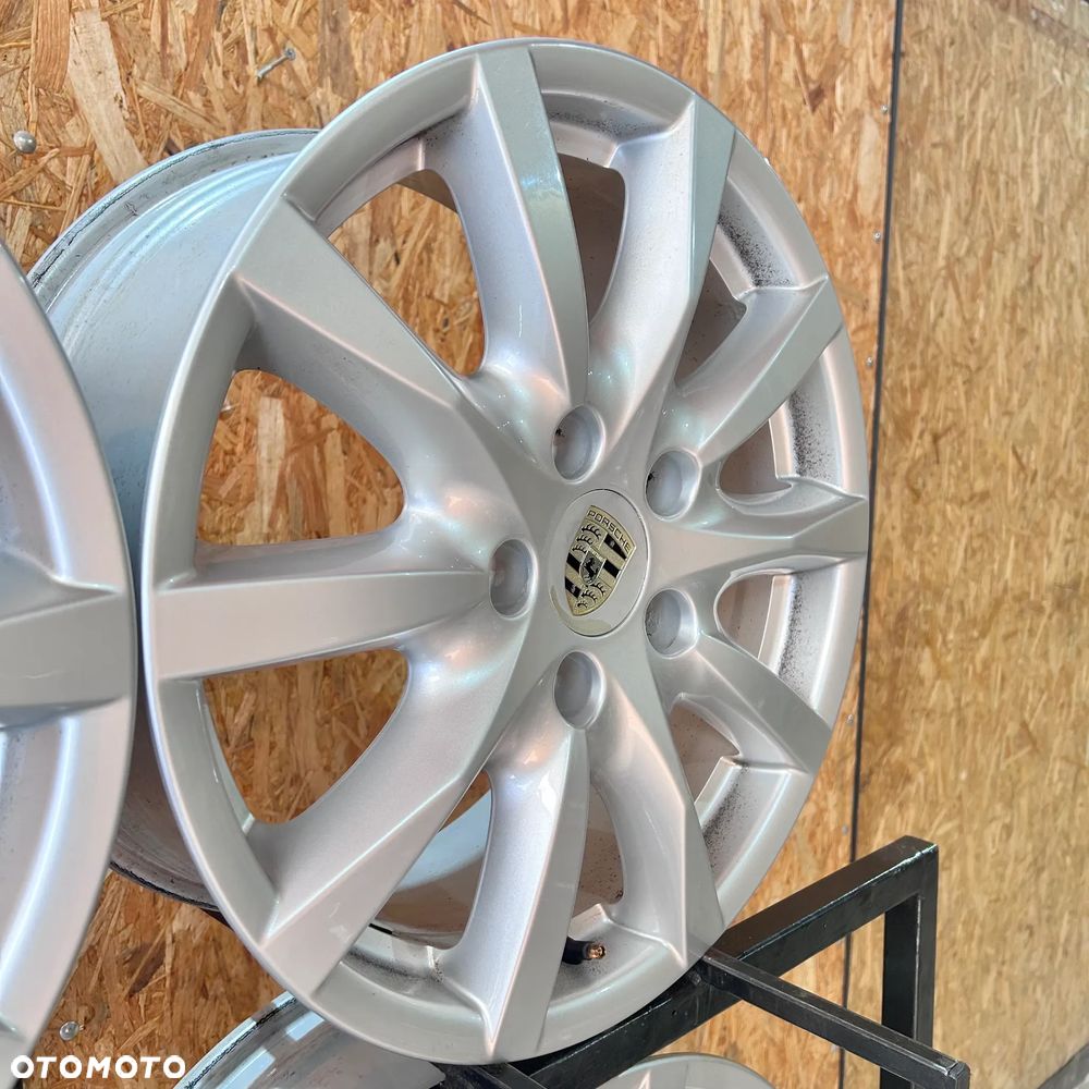 4 FELGI ALU. PORSCHE CAYENNE 18'' 8J  ET53 - 6