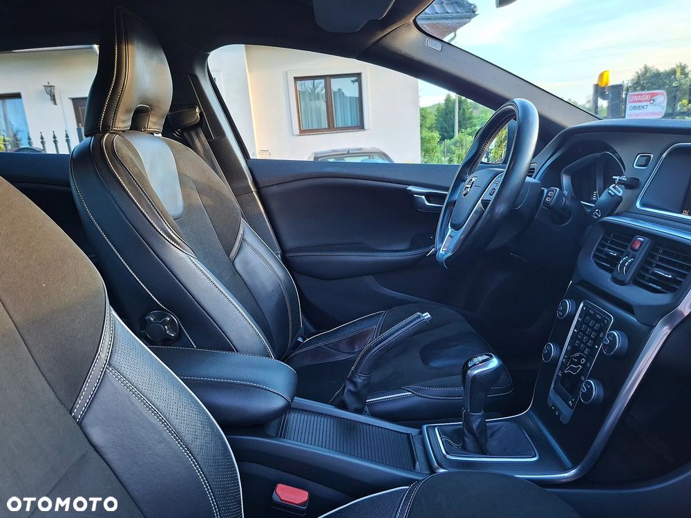 Volvo V40 D2 RDesign - 22