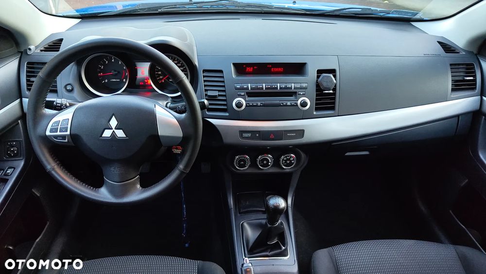 Mitsubishi Lancer - 17