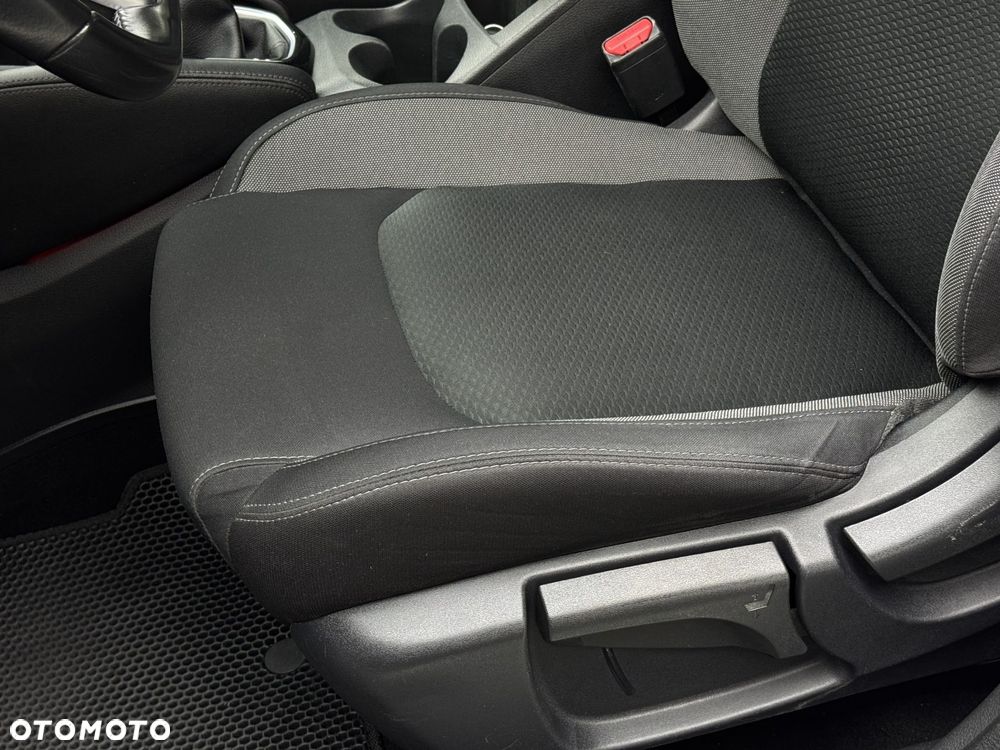 Nissan Qashqai 1.3 DIG-T N-Connecta - 13