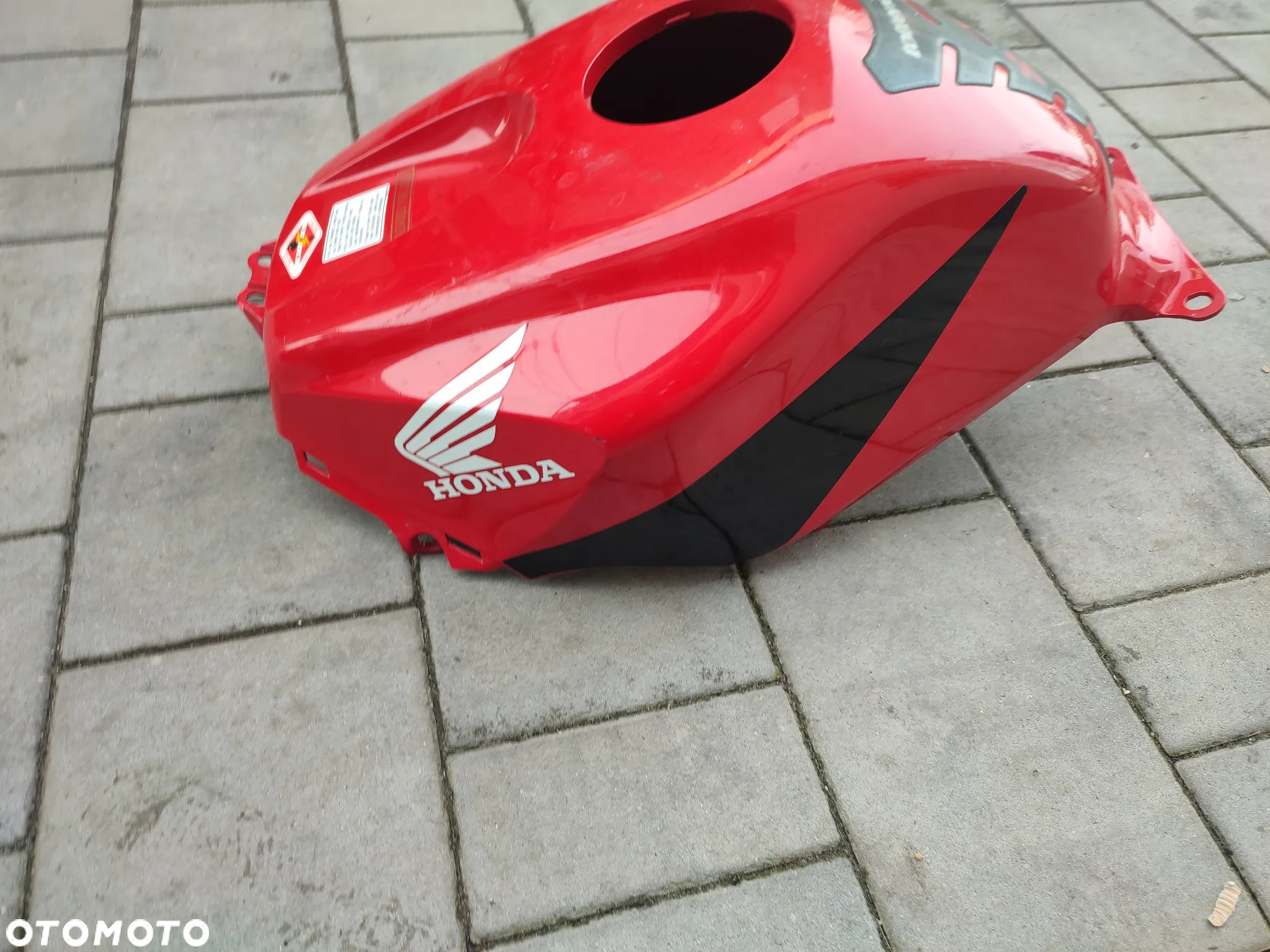 Nakładka na bak, osłona baku Honda CBR 600RR - 13