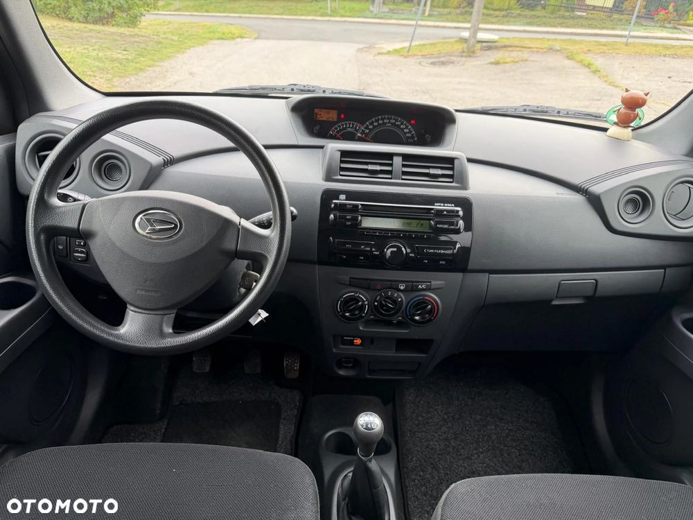 Daihatsu Materia 1.3 - 8