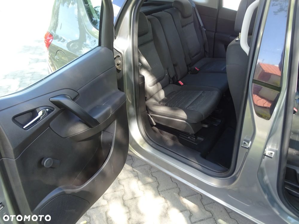 Opel Meriva 1.4 T Enjoy - 26