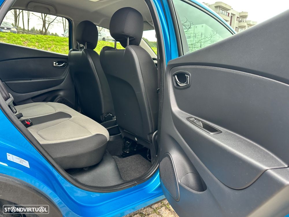 Renault Captur dCi 90 EDC Dynamique - 26