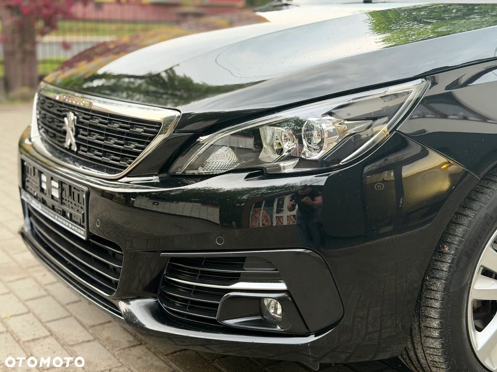 Peugeot 308 BlueHDi 130 EAT8 Business - 15