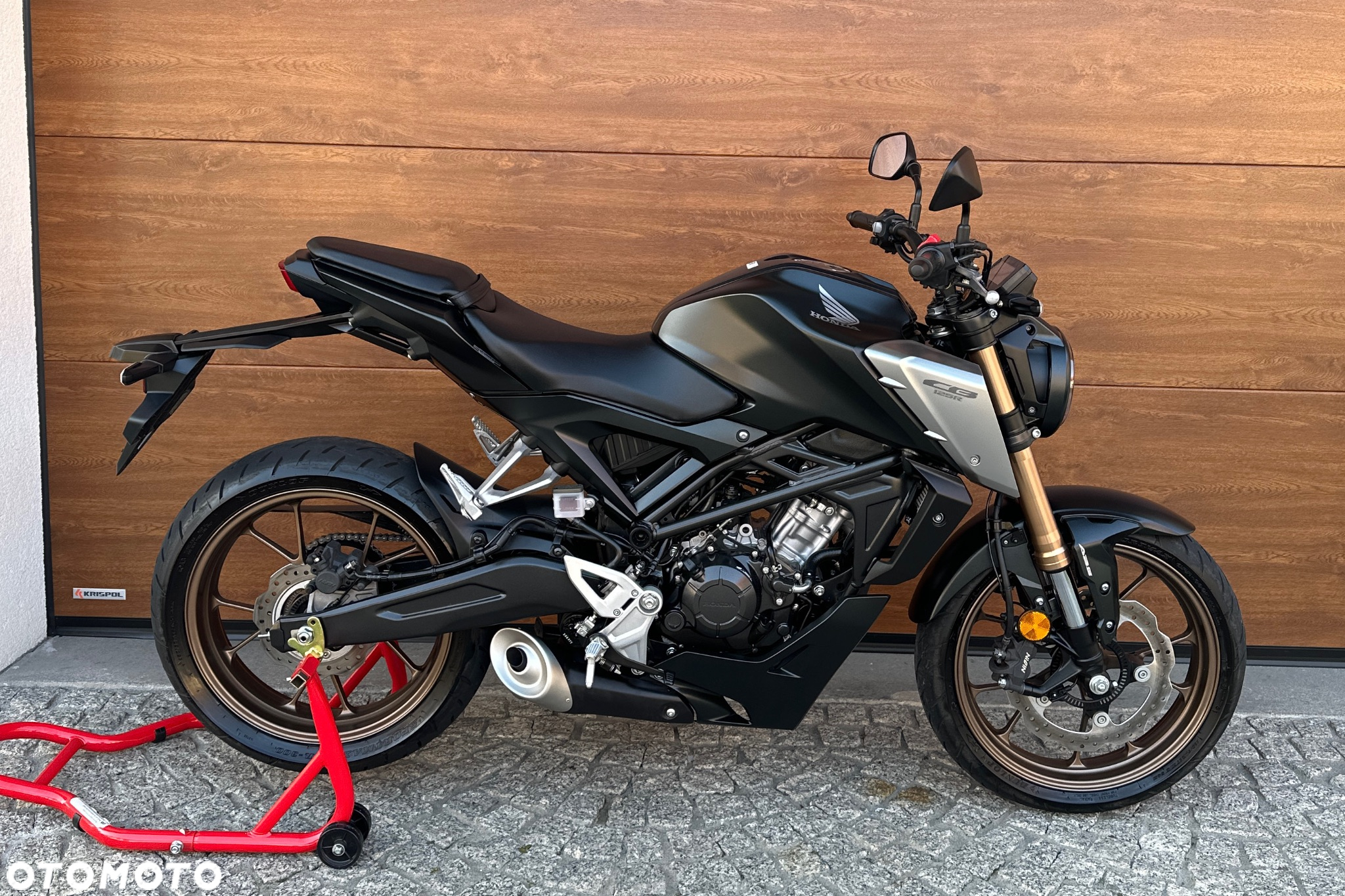 Honda CB - 2