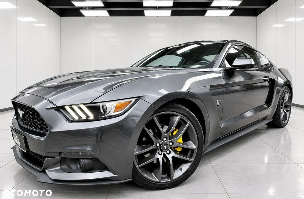 Ford Mustang - 24