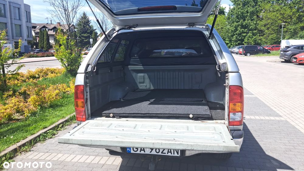 Toyota Hilux 3.0 D-4D Sol - 10