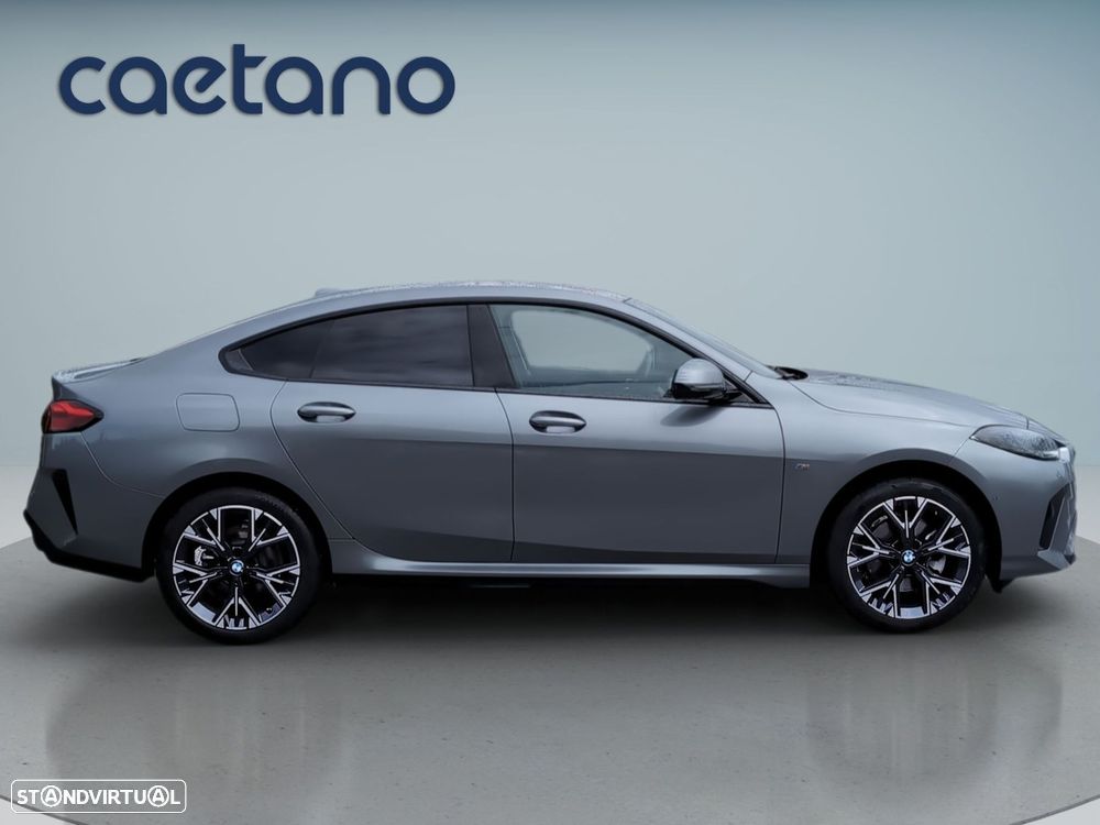 BMW 216 Pack Desportivo M — fotografia 9