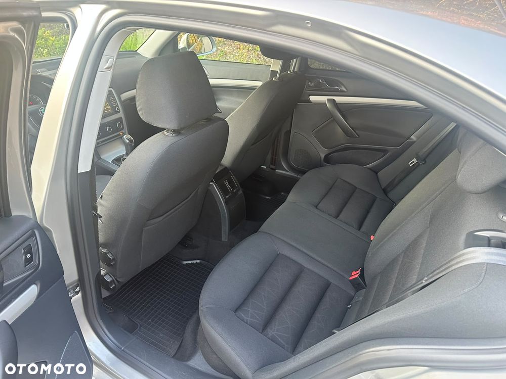 Skoda Octavia 2.0 TDI Family Plus - 17