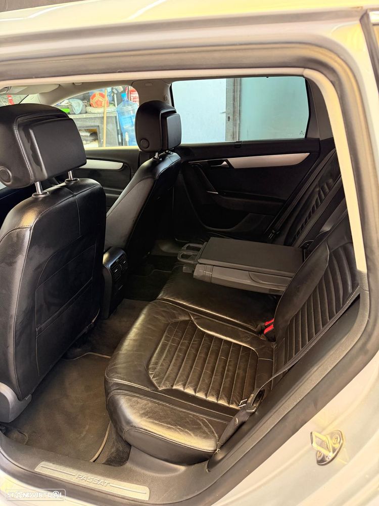 VW Passat Variant - 14