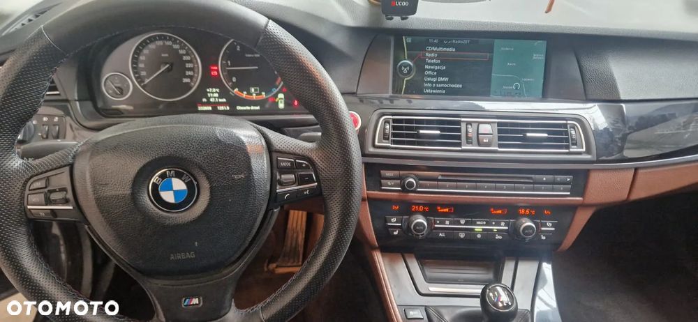 BMW Seria 5 525d - 2