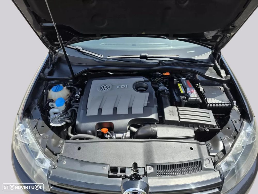 VW Golf Variant 1.6 TDi Confortline - 15
