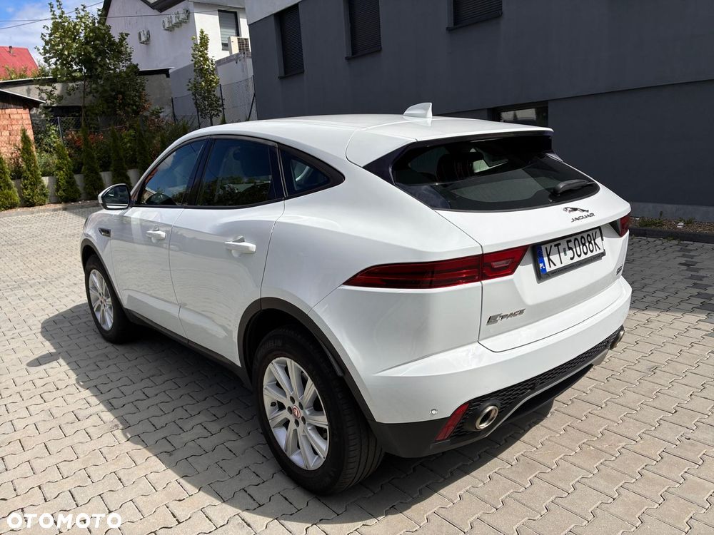 Jaguar E-Pace 2.0 i4D AWD R-Dynamic - 3