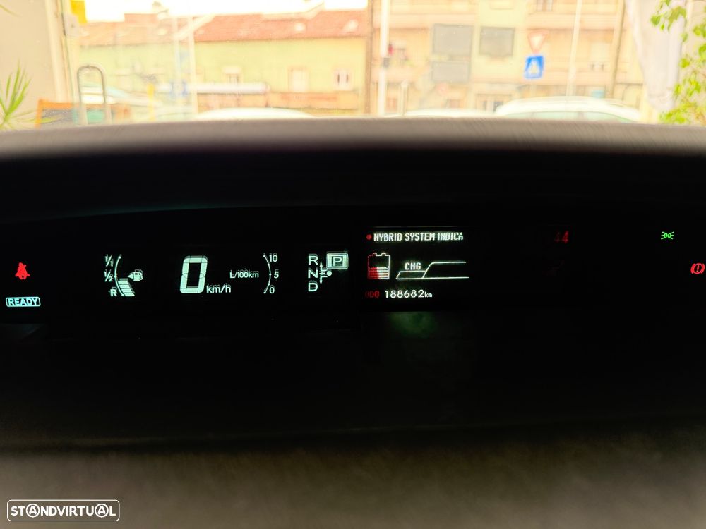 Toyota Prius 1.8 Exclusive - 14