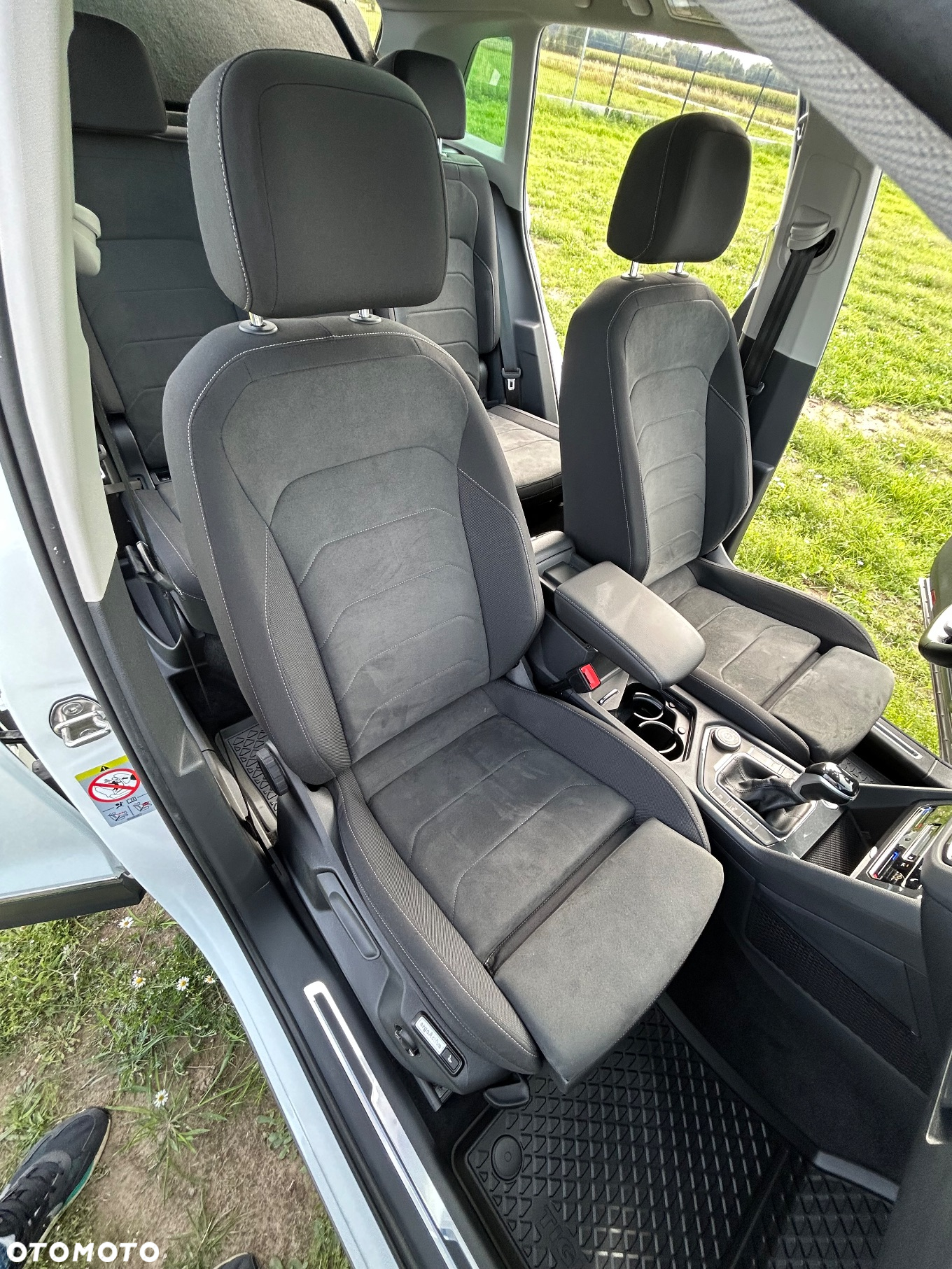 Volkswagen Tiguan 2.0 TDI SCR 4MOTION DSG Elegance - 17