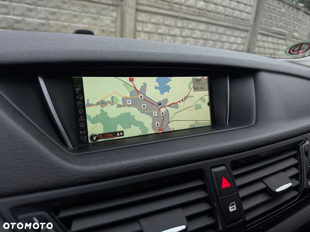 BMW X1 xDrive20d Sport Line - 18