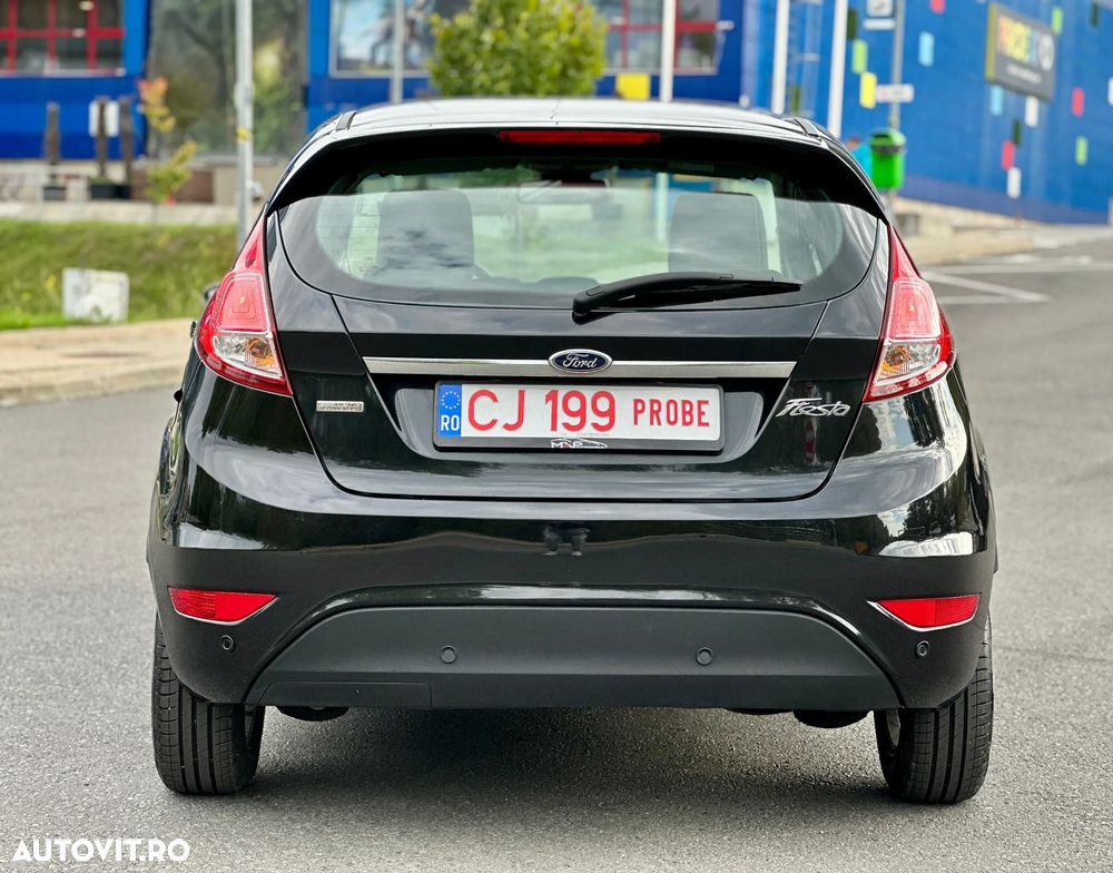 Ford Fiesta 1.6 TDCI Titanium - 11