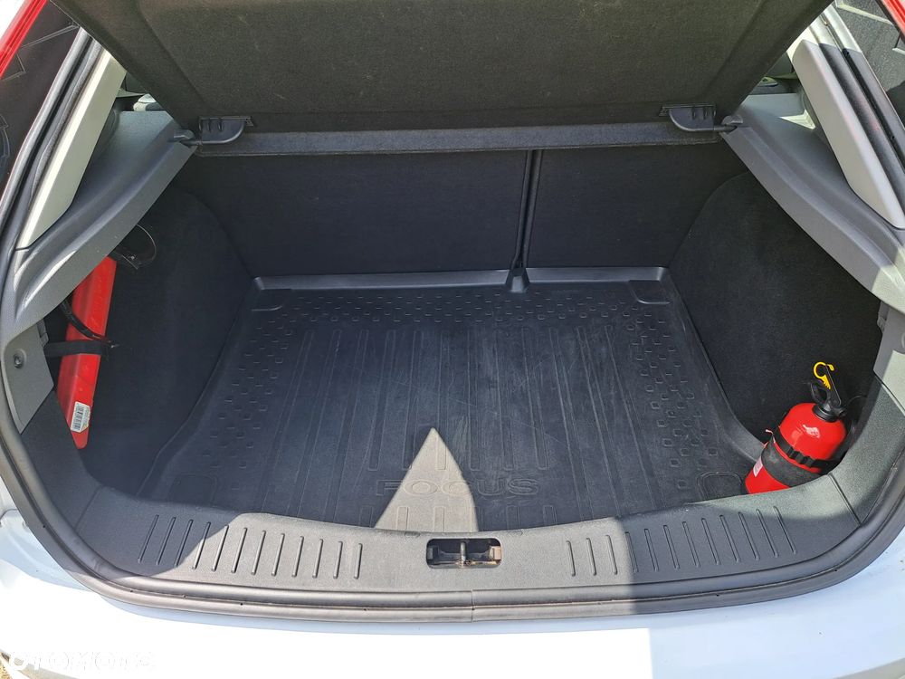 Ford Focus 1.6 Silver X EU5 - 11