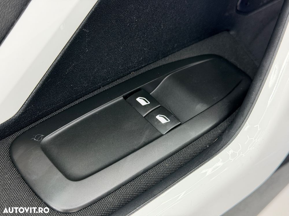 Peugeot 208 PureTech 68 Like - 9