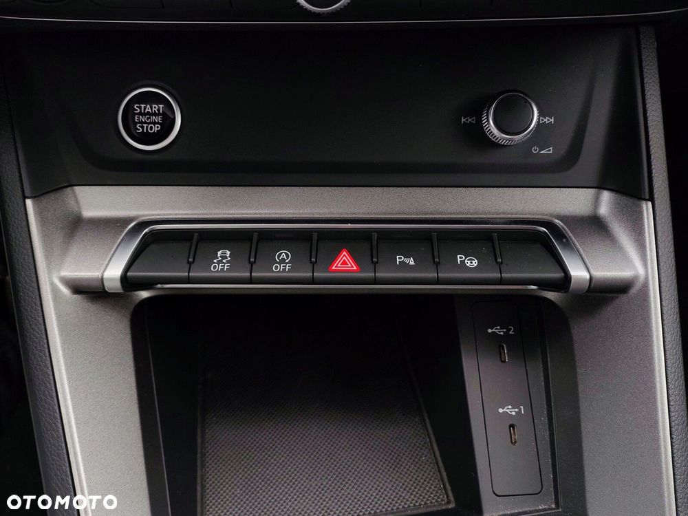 Audi Q3 35 TFSI mHEV S-Line S tronic - 24