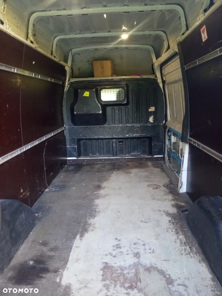Ford Transit - 8