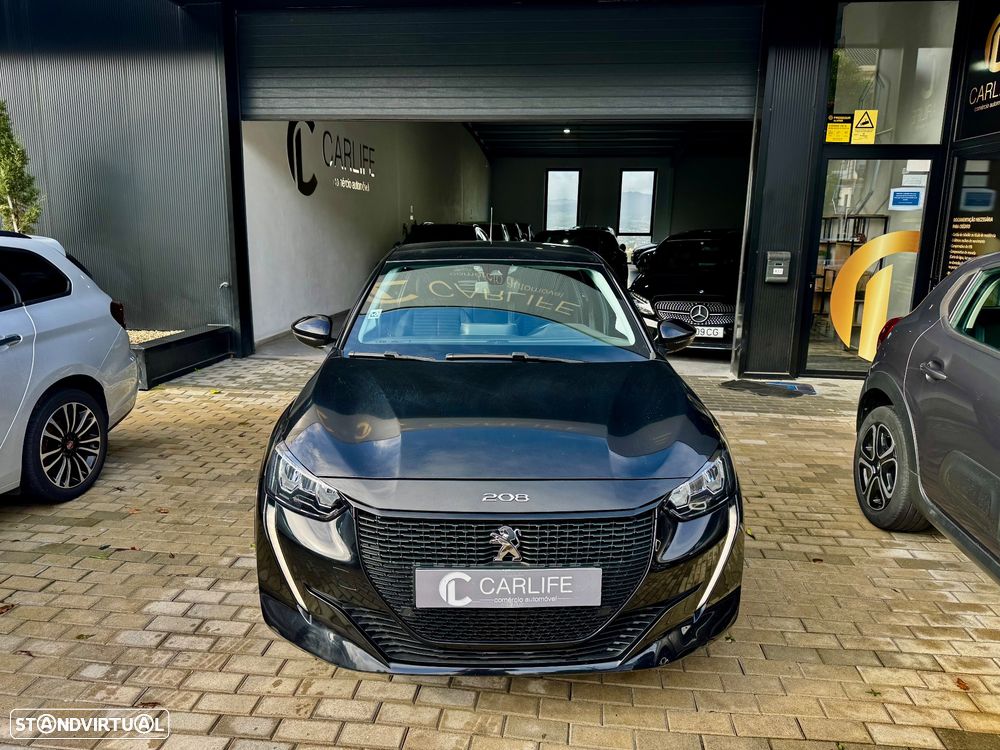 Peugeot 208 - 17